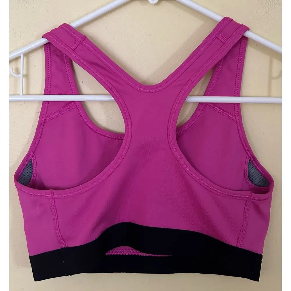 Nike women’s pink/black padded sports bra size small  gym workout